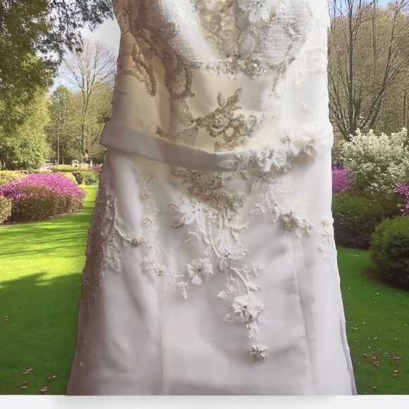 NWT Kirstie Kelly Ivory Wedding Dress, 8 - Picture 9 of 11